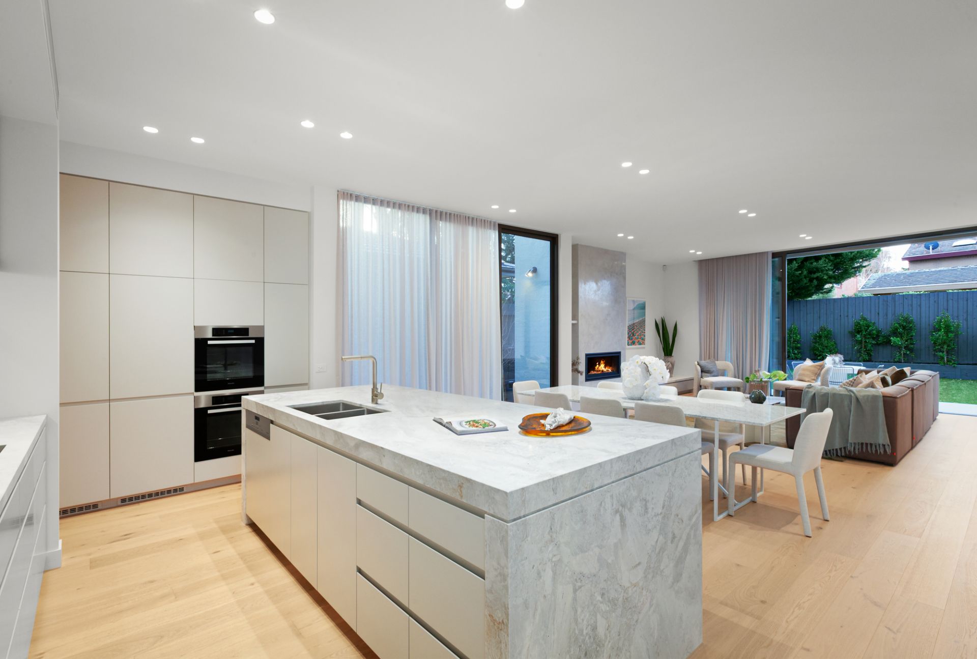 9A Bundeera Road, Caulfield South, Caulfield South - Thumbnail 2