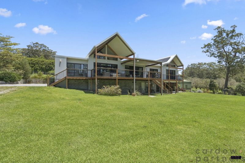 COASTAL SERENITY MEETS LUXURY LIVING