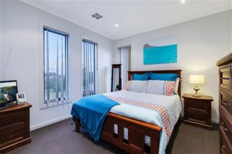 1/16 Young Street, Epping