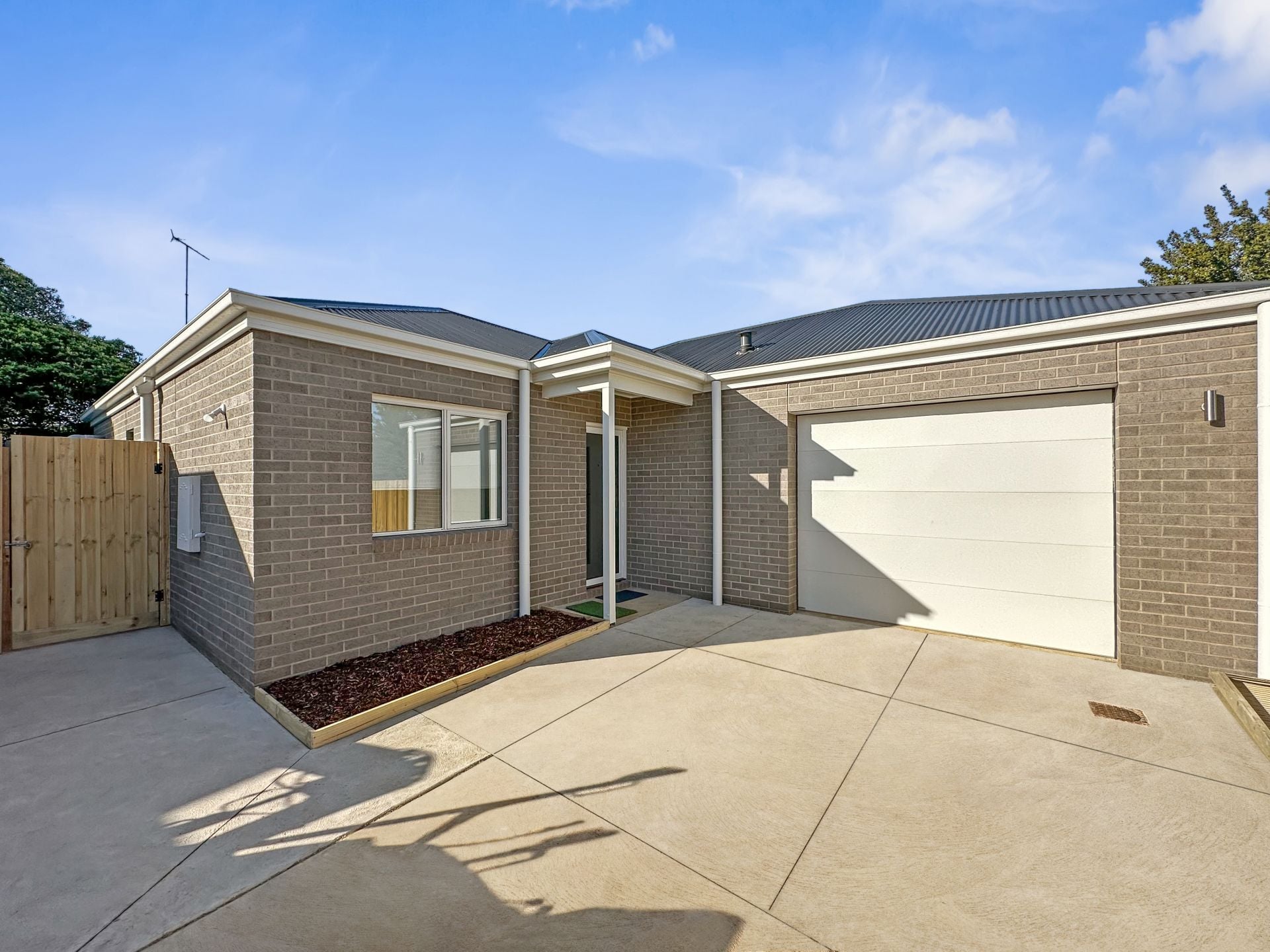 3/46 Geelong Rd Torquay VIC, Torquay - Thumbnail 2