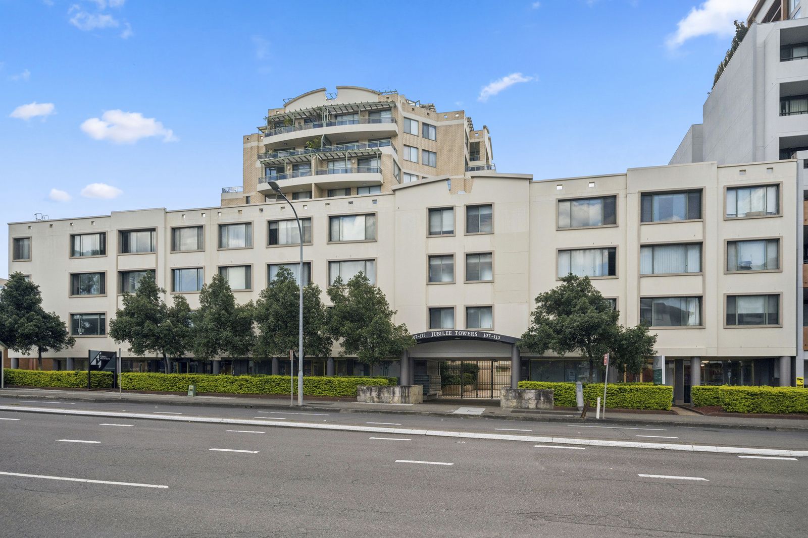 17/107-115 Pacific Highway, Hornsby NSW, Hornsby - Thumbnail 3