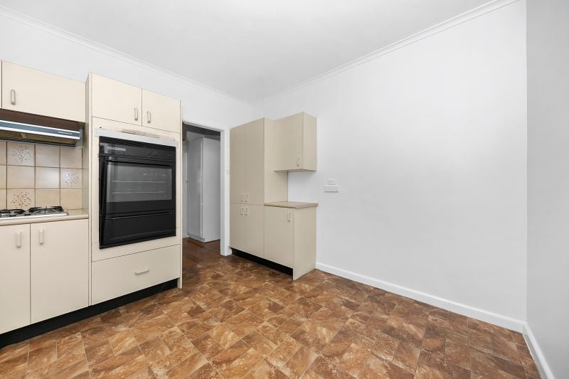 220 Albert Street, Reservoir