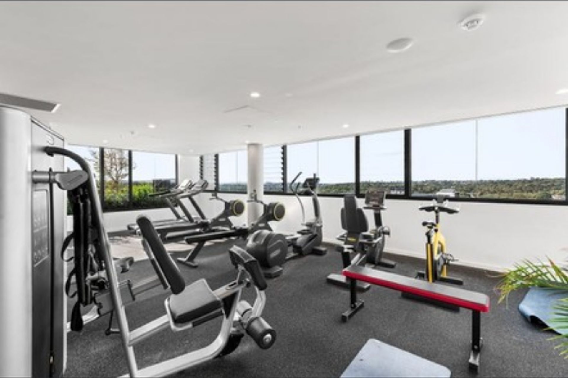Ultra Modern Living In A Central Location