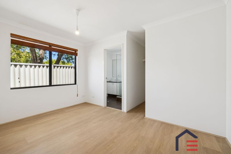 24A Colwyn Rd, Bayswater