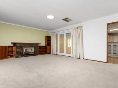 21 Hutchings Way, Kardinya