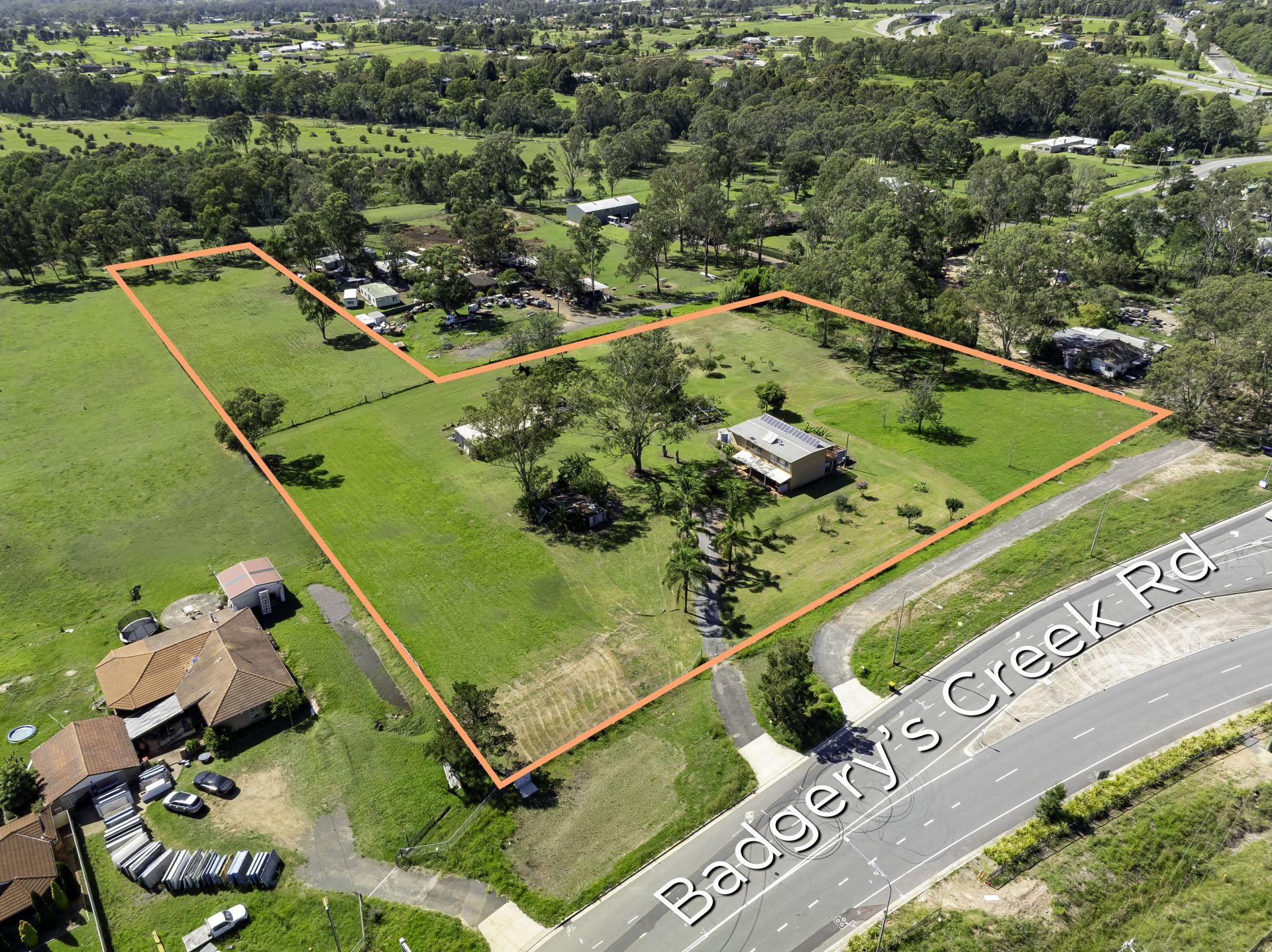 25 Badgerys Creek Road, BRADFIELD, Bradfield - Thumbnail 5