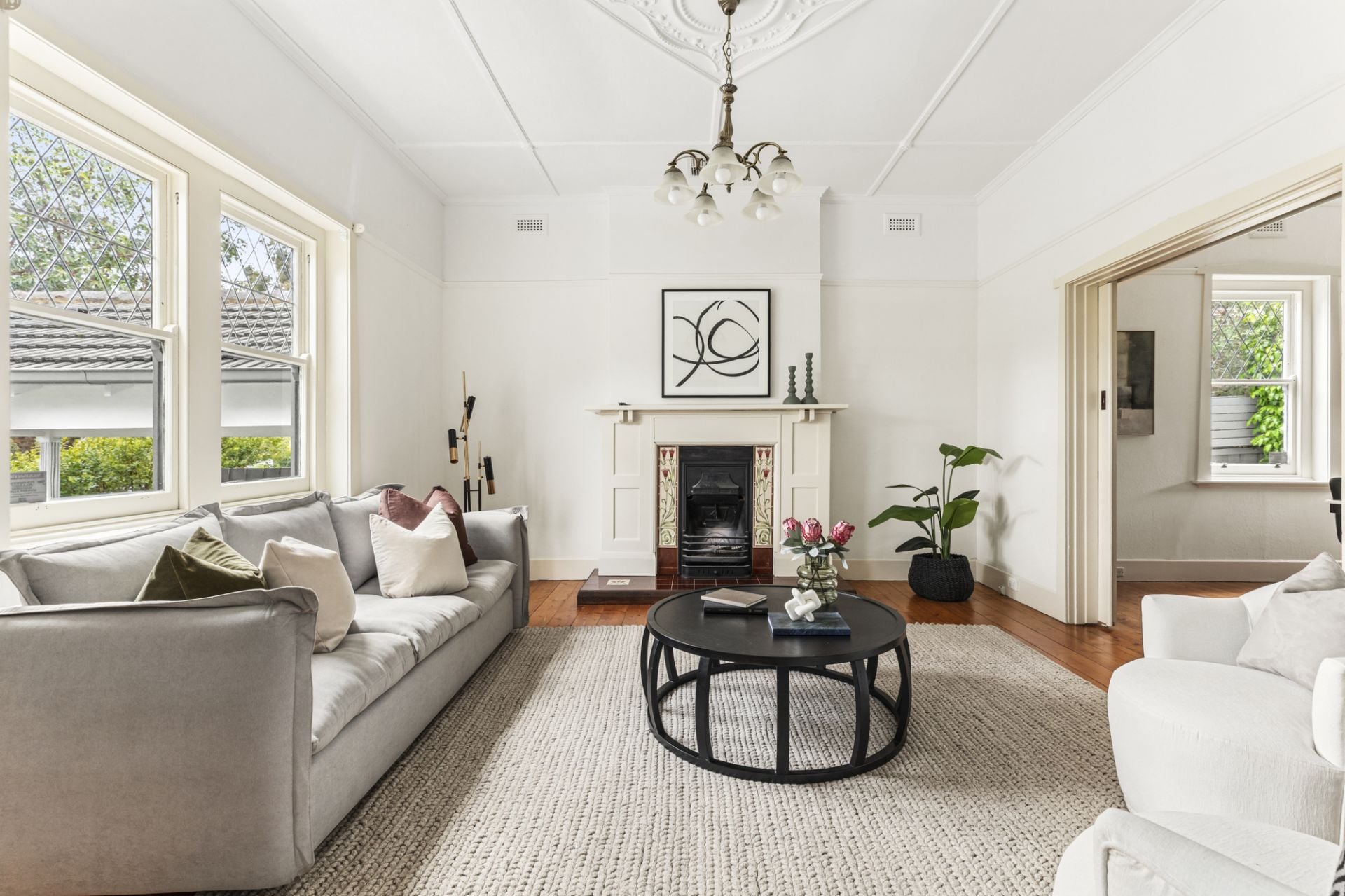 39 Mills Street, Glen Iris, Glen Iris - Thumbnail 2