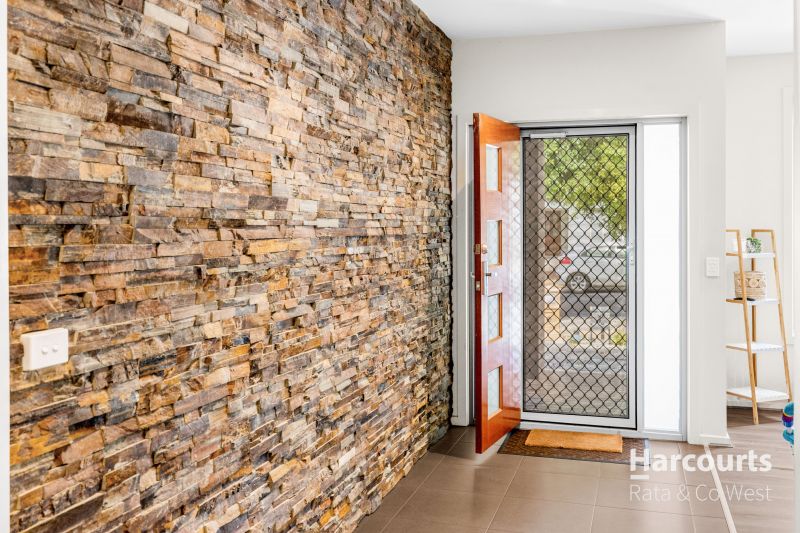 26 Goodenia Way, Caroline Springs