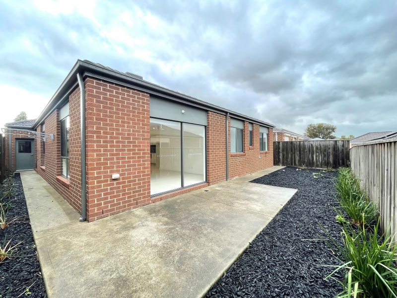 37 Linfield Parade, Wollert