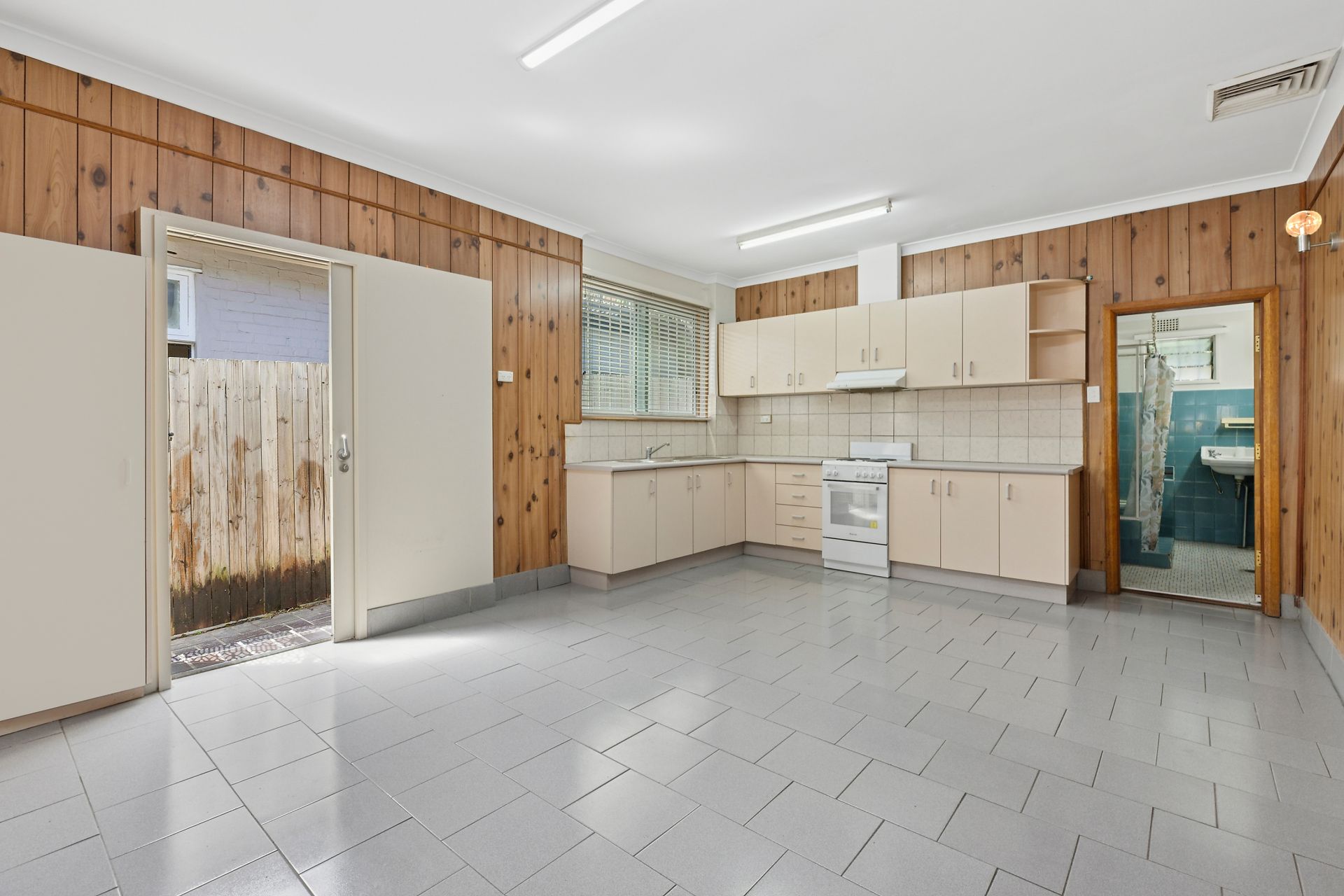 11 Wemyss Street Enmore NSW, Enmore - Thumbnail 2