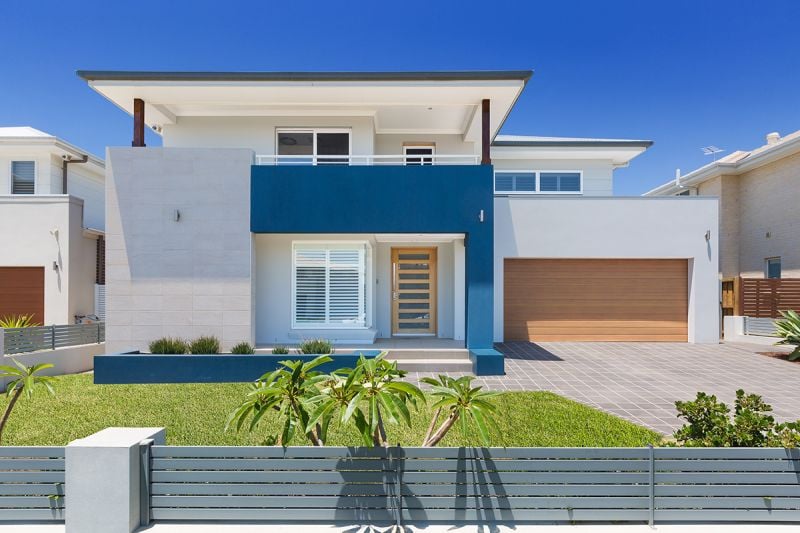 8 Whitehaven Street GREENHILLS BEACH 2230