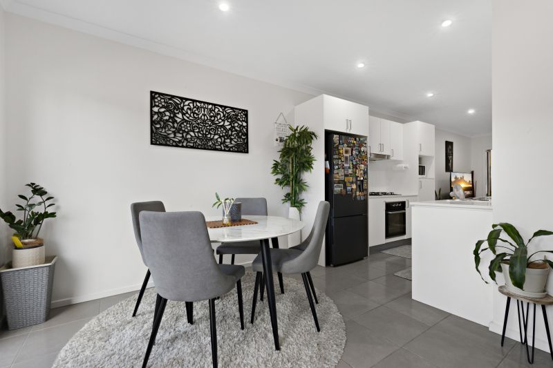 10 Banrock Place, Wollert