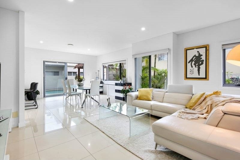 6028 Vista Drive, Benowa - Thumbnail 6