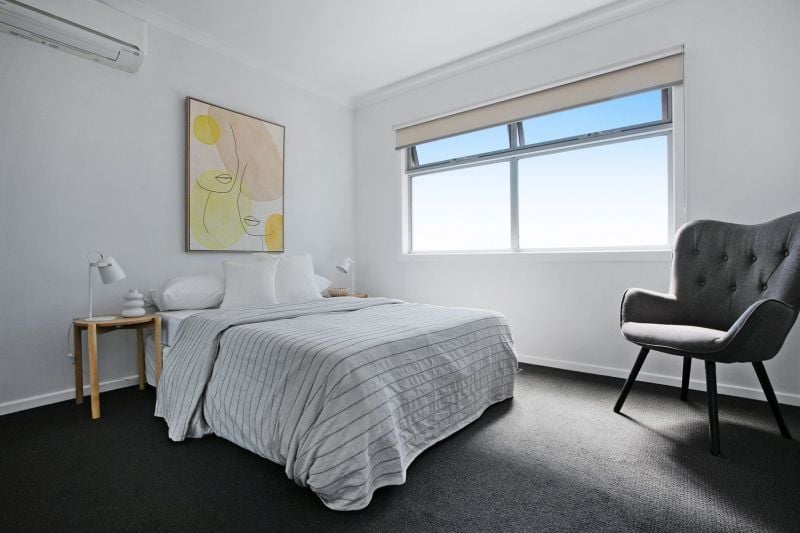 3/155 Rathcown Road, Reservoir