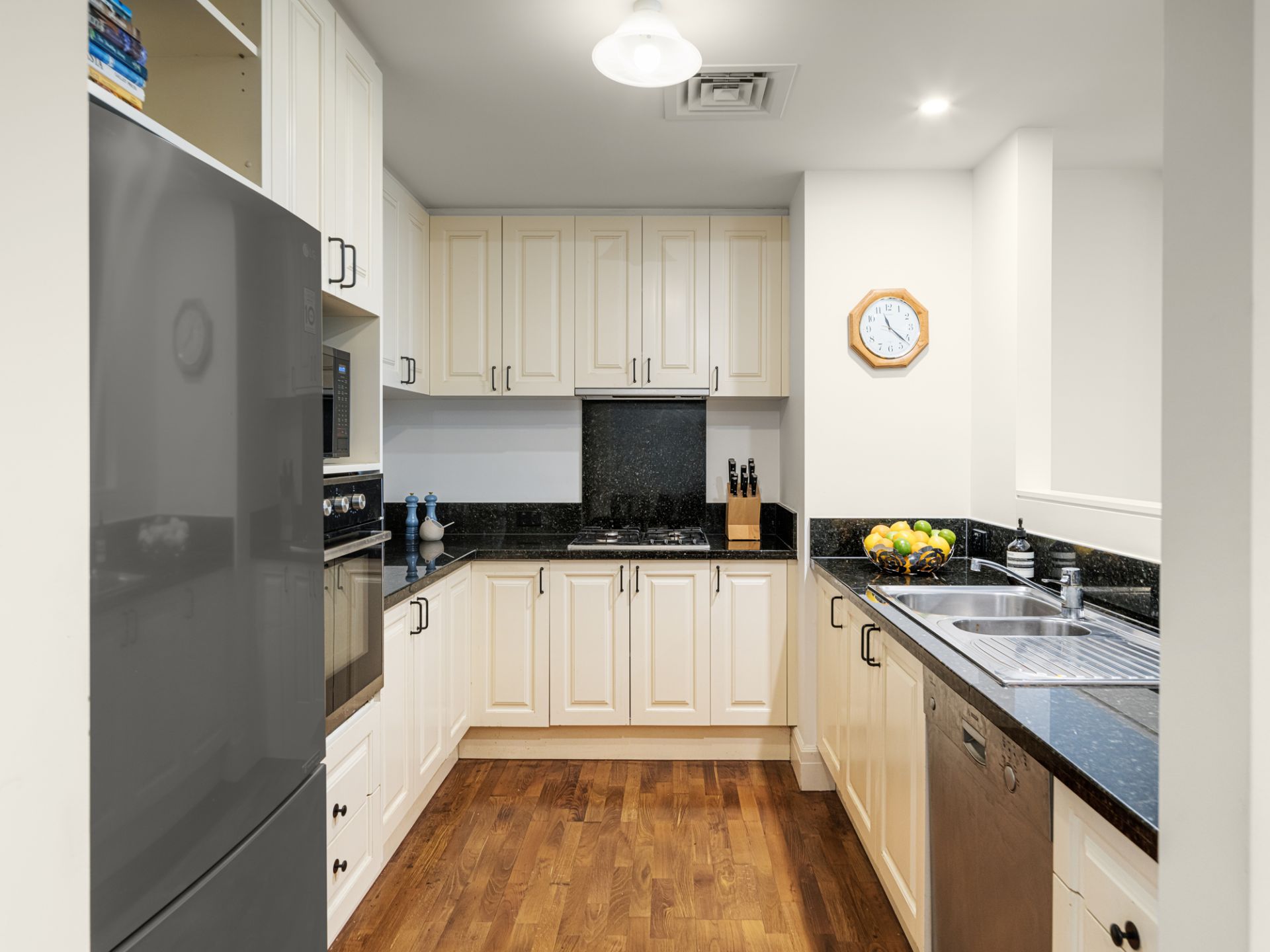 29T/15 Copelen Street, South Yarra, South Yarra - Thumbnail 4