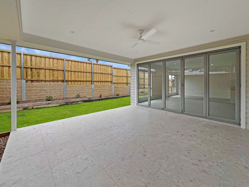 Modern Family Living in a Peaceful Menangle Pocket