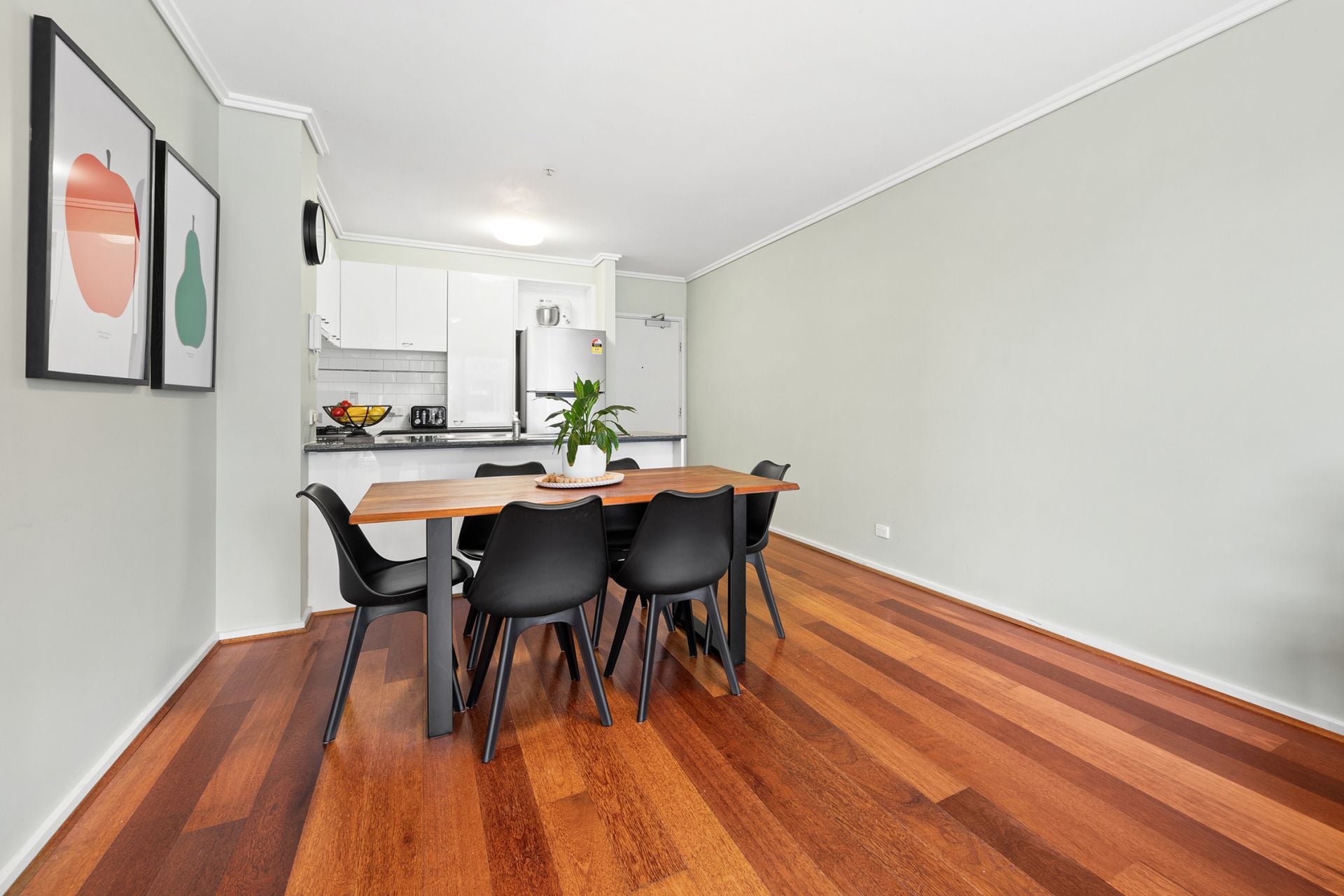210/38 Bank Street, South Melbourne - Thumbnail 5