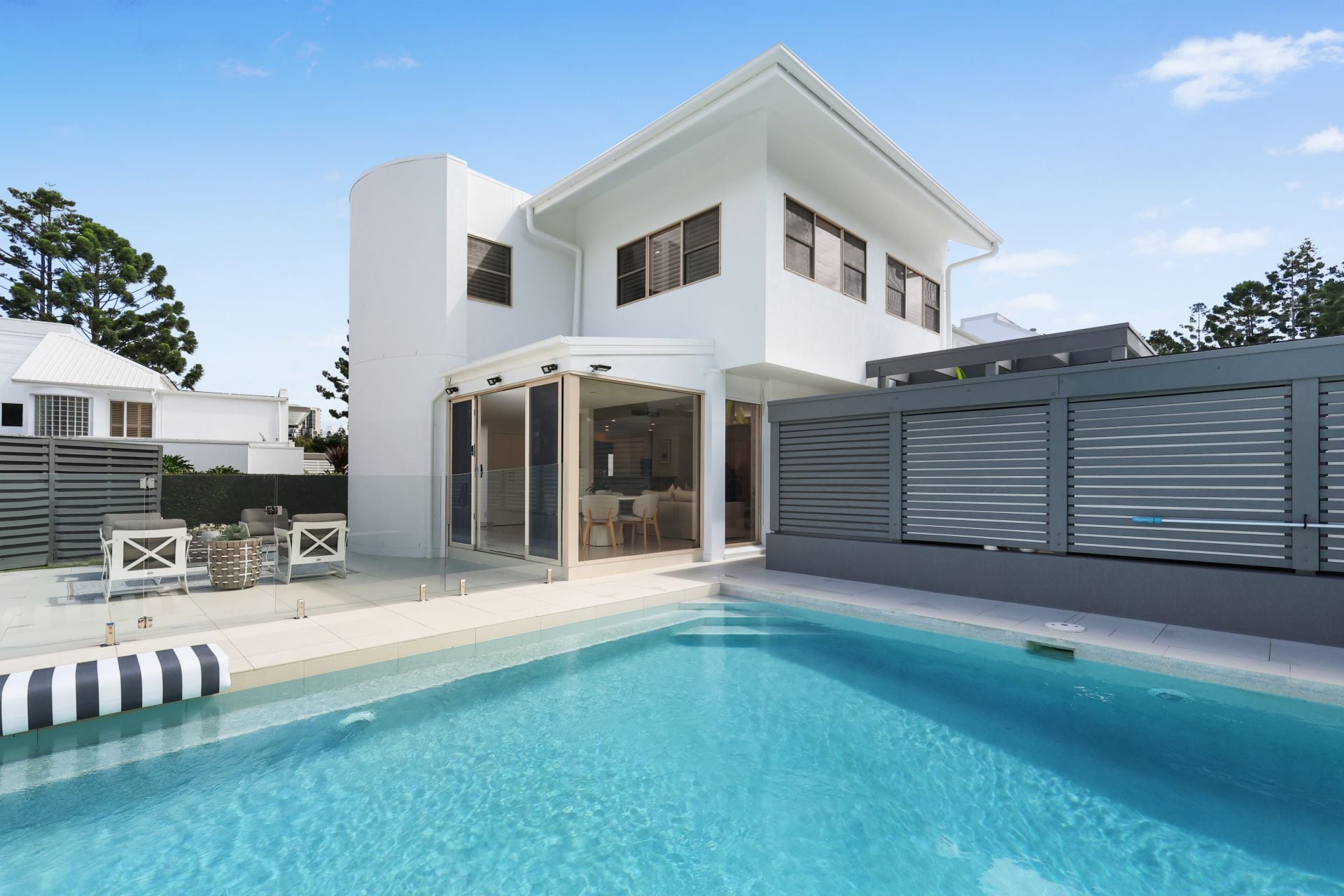 2110 South Shields Drive Benowa QLD, Benowa - Image 1