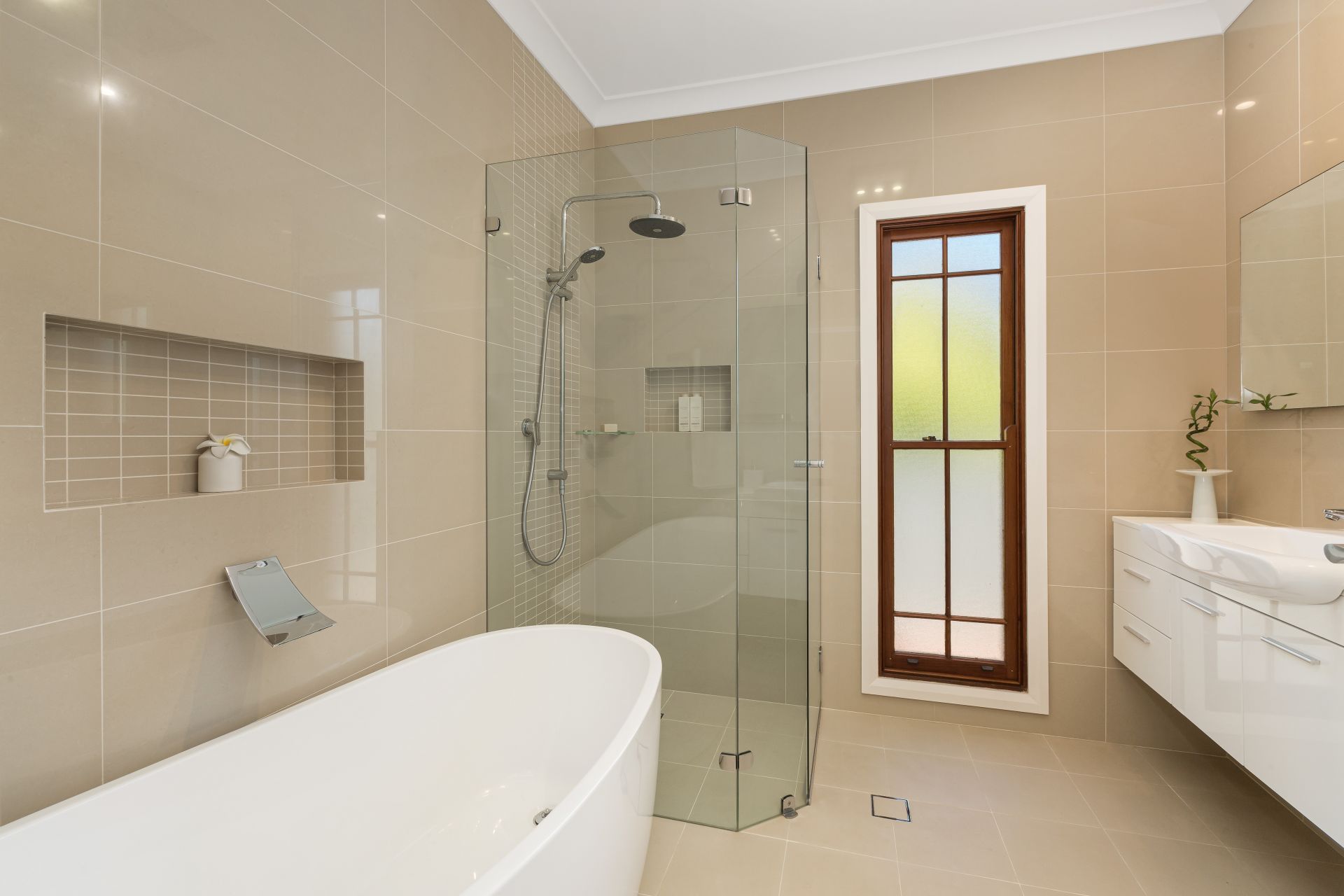 6a Wentworth Street, CARINGBAH SOUTH, Caringbah South - Thumbnail 5