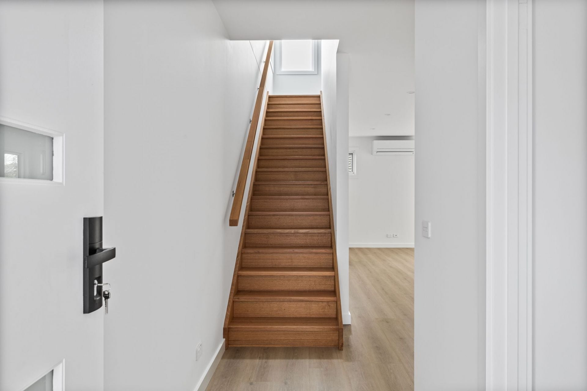 OUTSTANDING BRAND NEW TOWNHOUSE