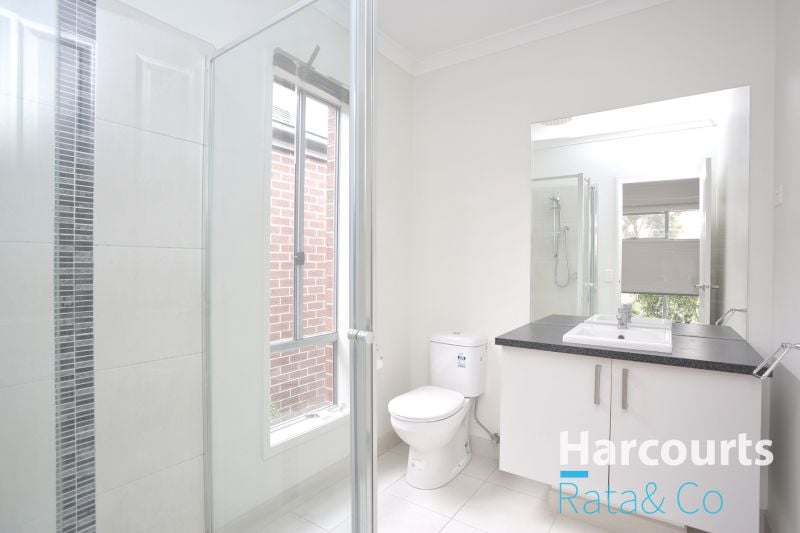 14 Erindale Rise, Mernda