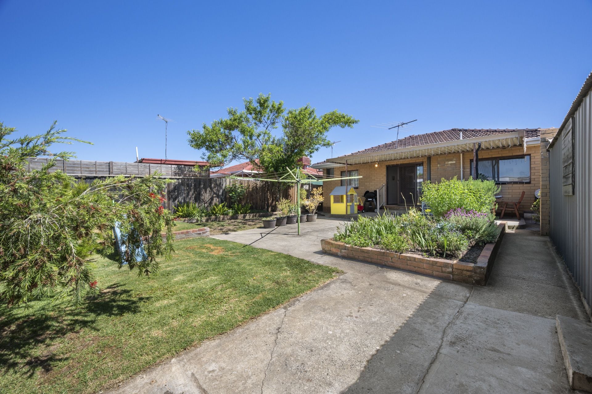 Modern Comfort With Space, Style And Convenience