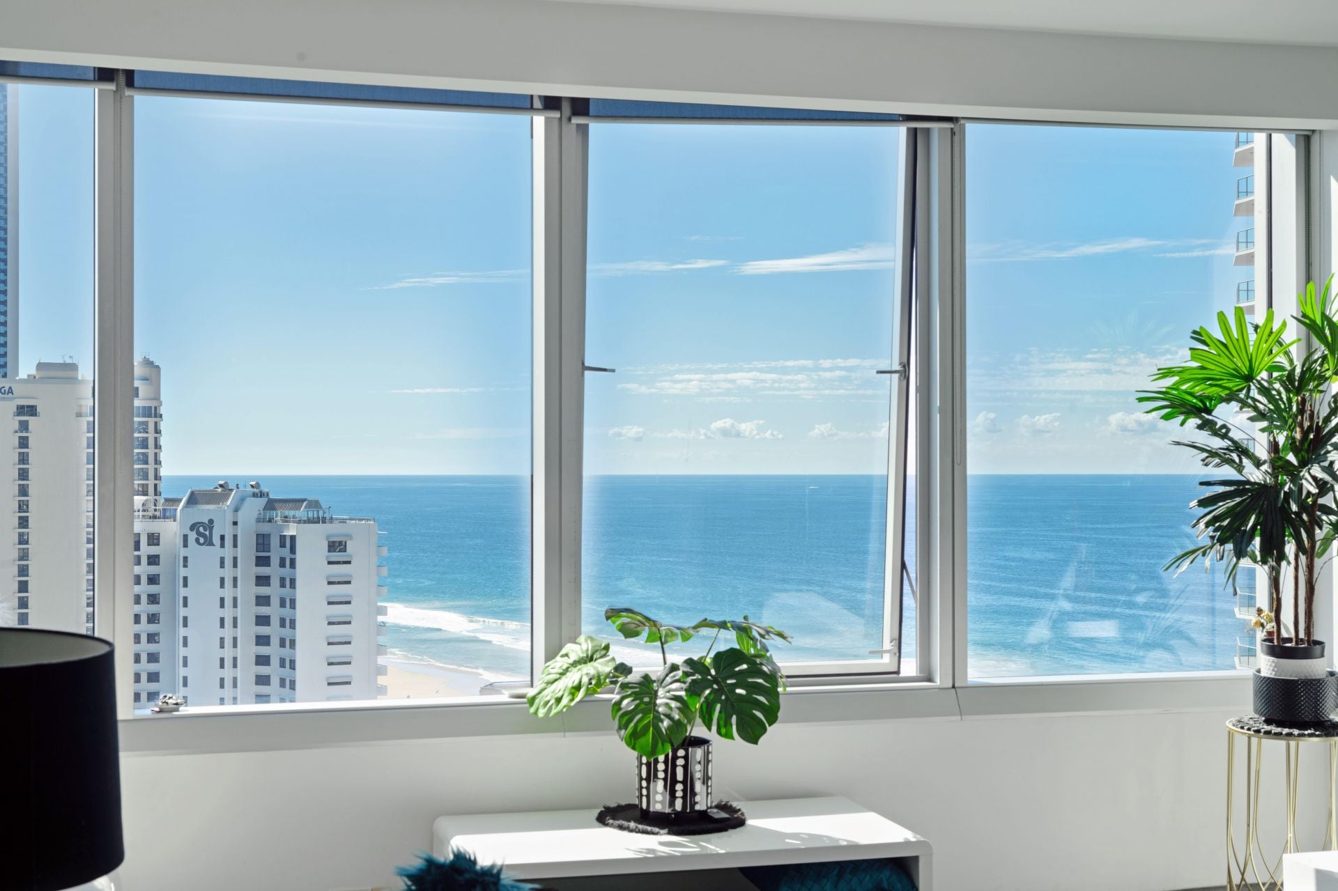 2401/9 Hamilton Avenue, Surfers Paradise - Thumbnail 3