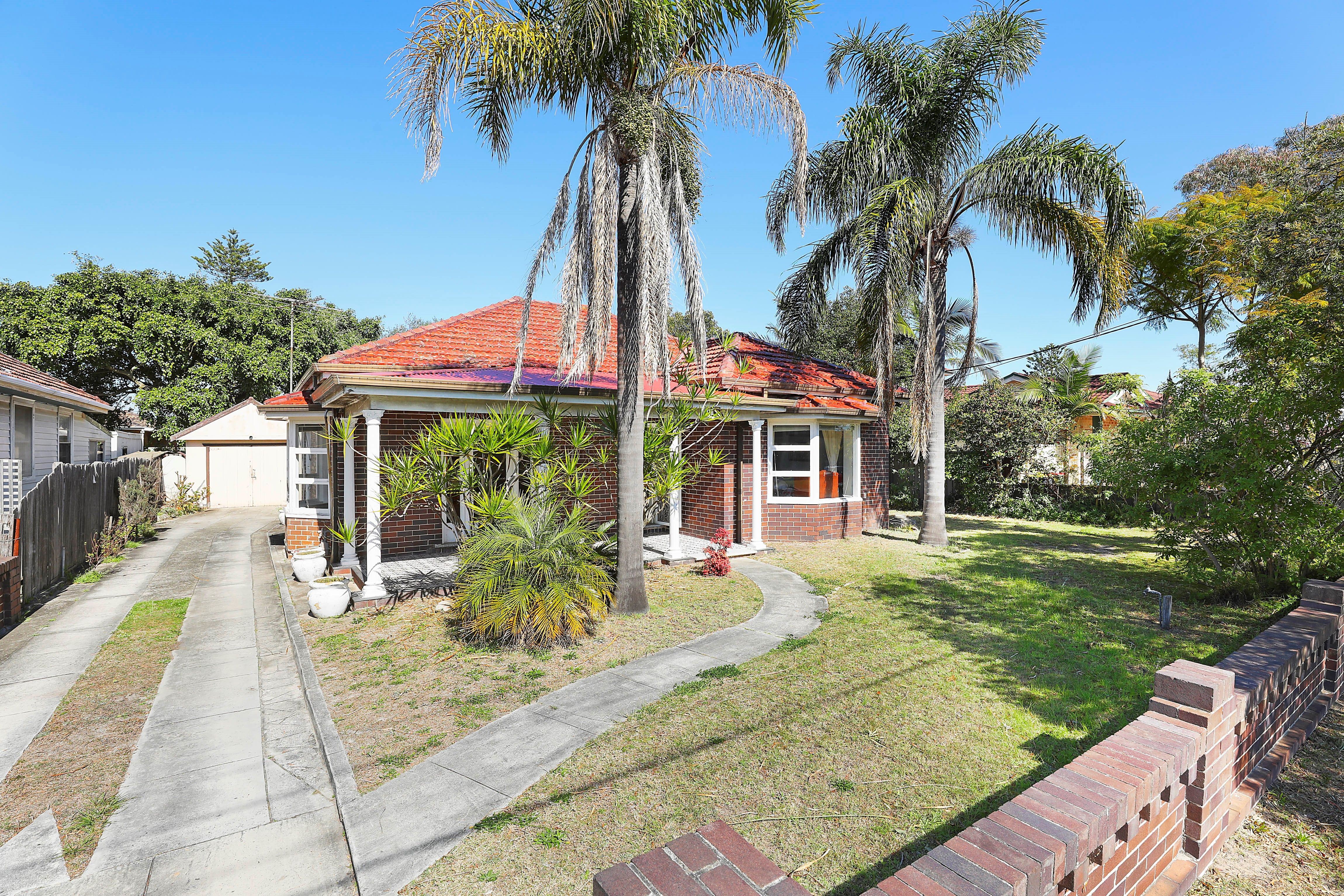 10 Burlington Street MONTEREY 2217