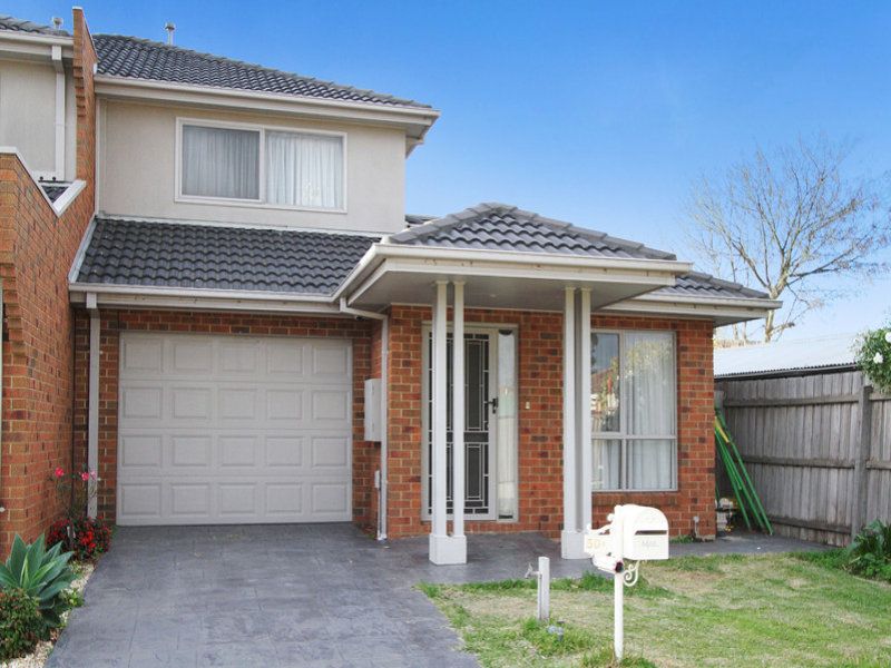 Modern Comfort & Space in Prime Reservoir Location