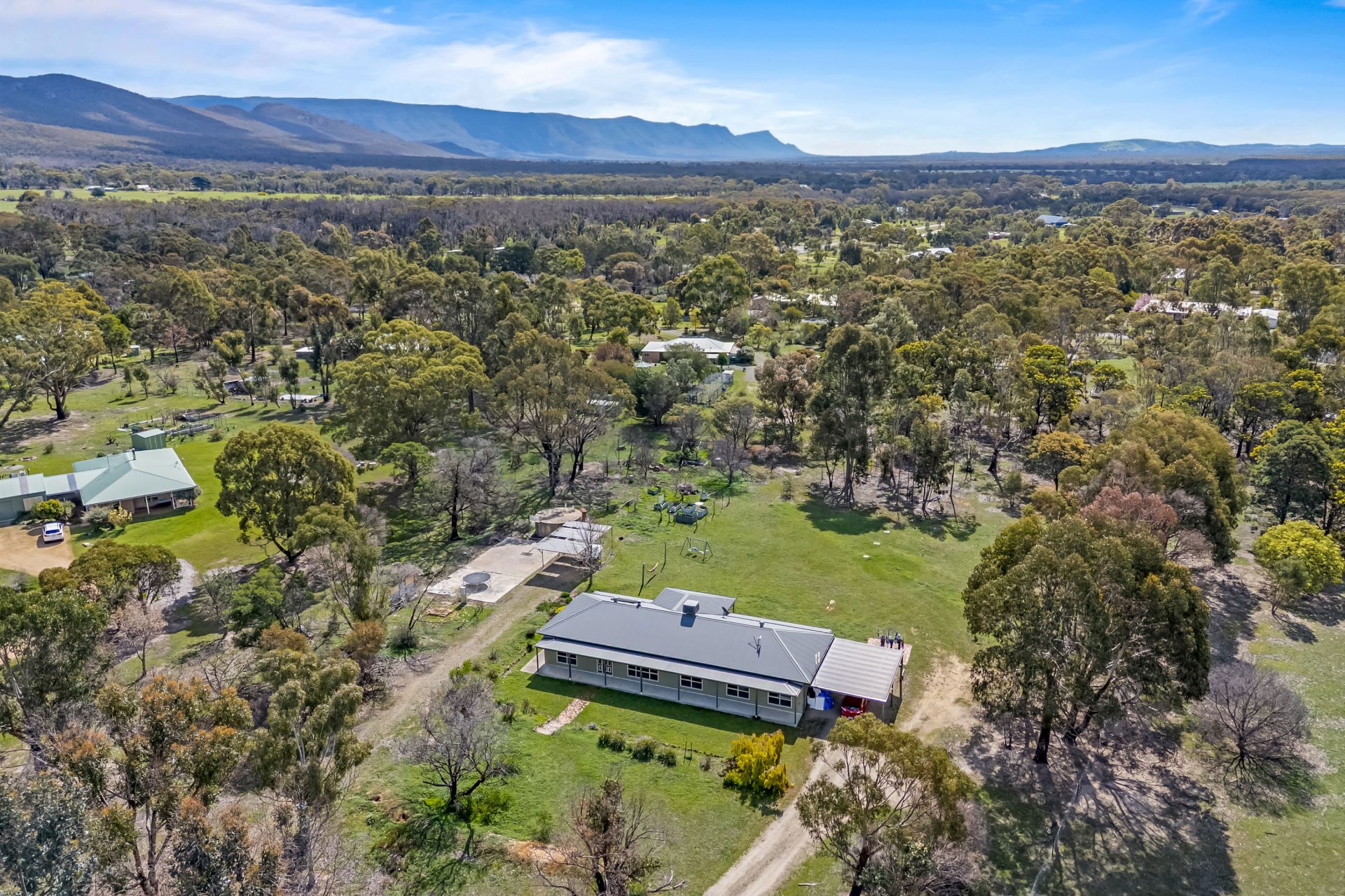 76 Robins Road, Pomonal, Pomonal - Image 1