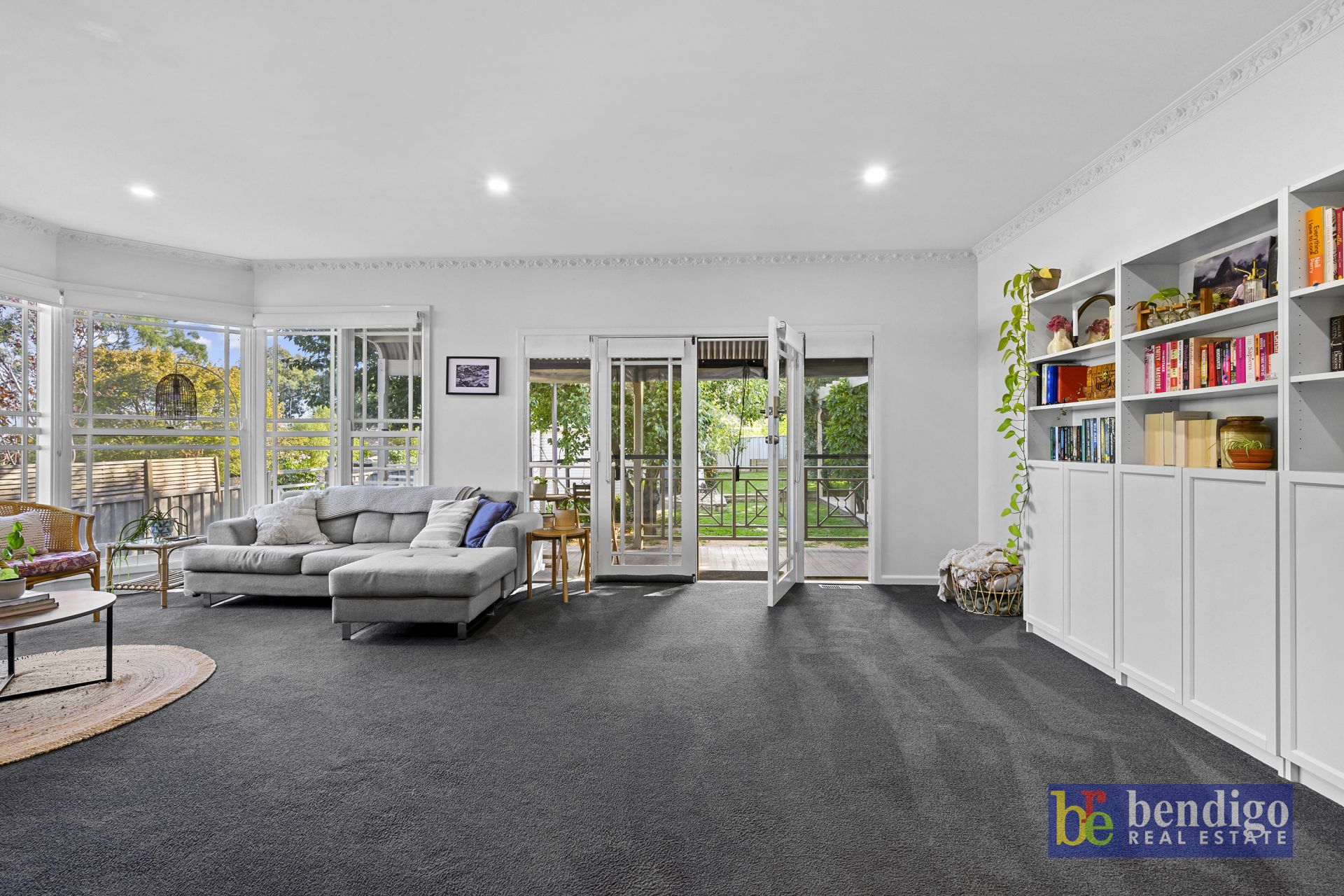 35 Hammer Street Flora Hill VIC, Hill - Thumbnail 4
