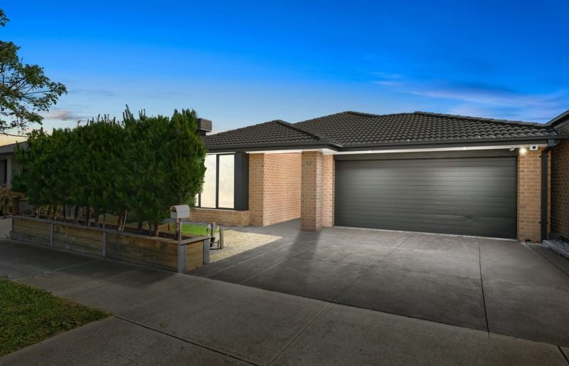 22 Crescendo Boulevard, Wollert