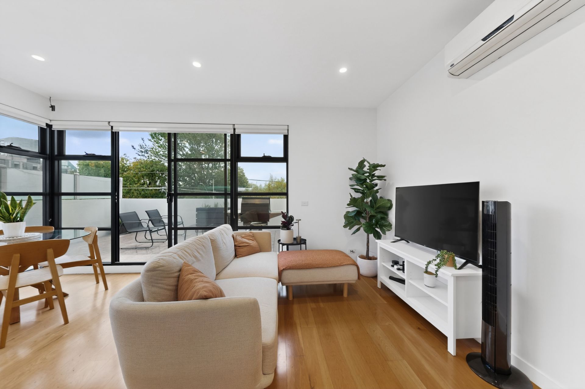 202/20 Hawthorn Road, Caulfield North - Thumbnail 2