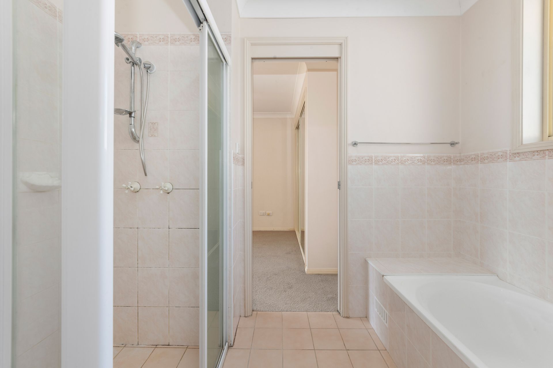 5/8-10 Bromley Court, Lake Haven, Lake Haven - Thumbnail 7
