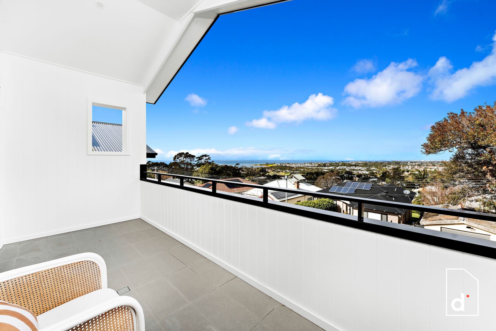17B Seaview Terrace, Thirroul NSW
