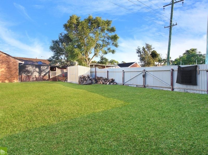 19 Smith Avenue, Albion Park - Thumbnail 3