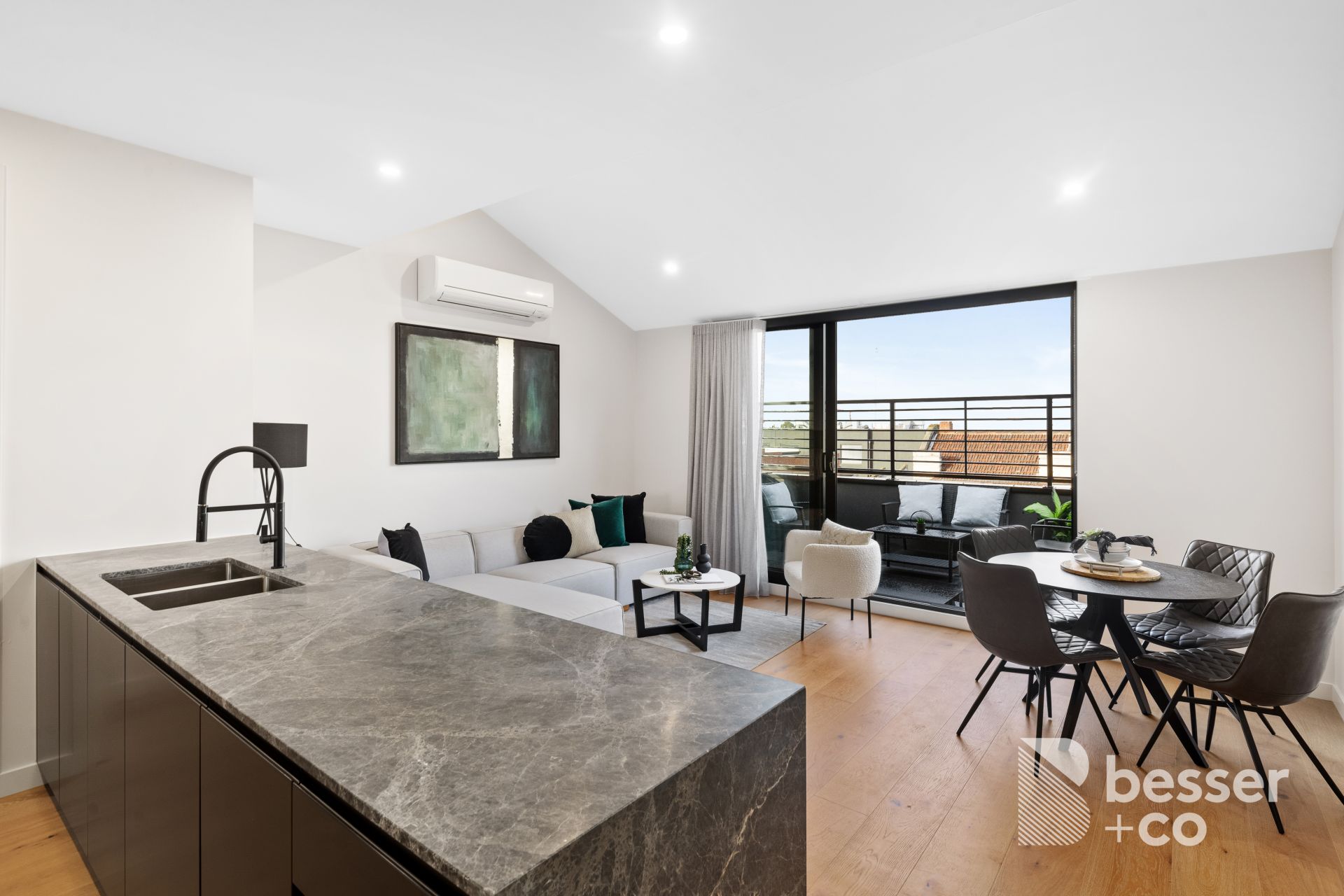 201/777 Glen Huntly Road, Caulfield - Thumbnail 3
