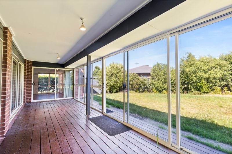 34 Saltbush Crescent, Craigieburn