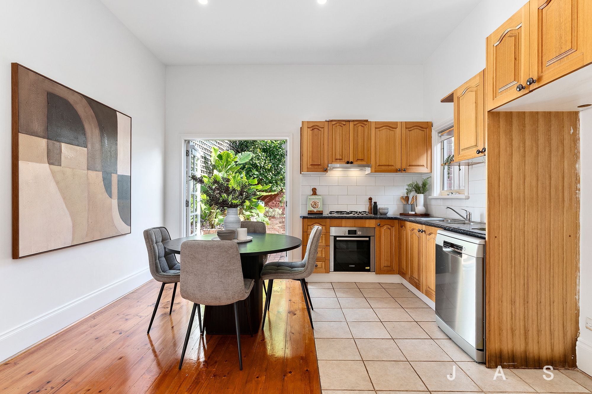 82 Barnett Street Kensington VIC, Kensington - Thumbnail 4