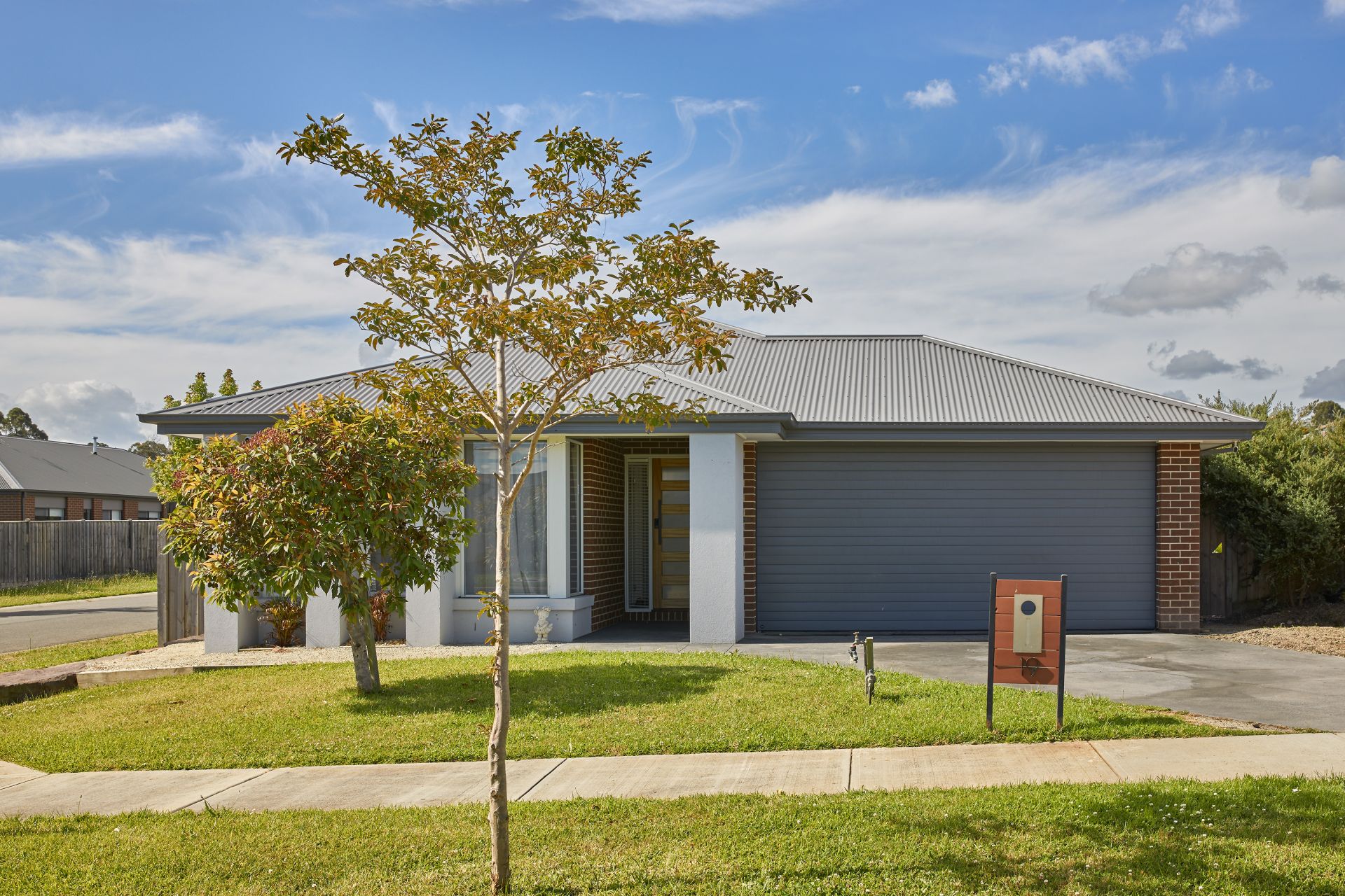 19 King Parrot Boulevard, Drouin VIC, Drouin - Thumbnail 2