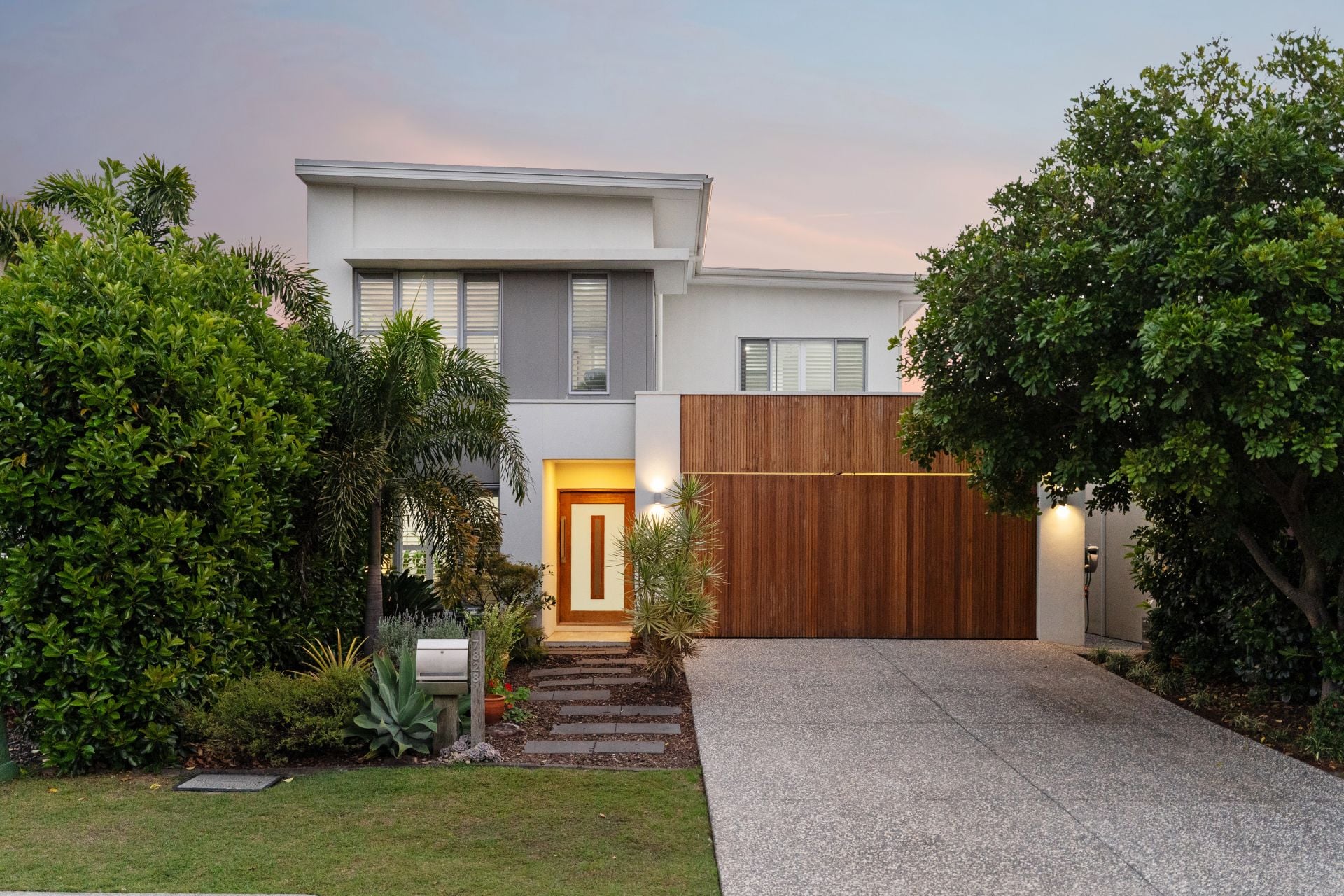 7828 Pavilions Close, Hope Island QLD 4212, Hope Island - Image 1