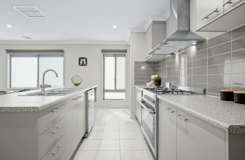 22 Crescendo Boulevard, Wollert