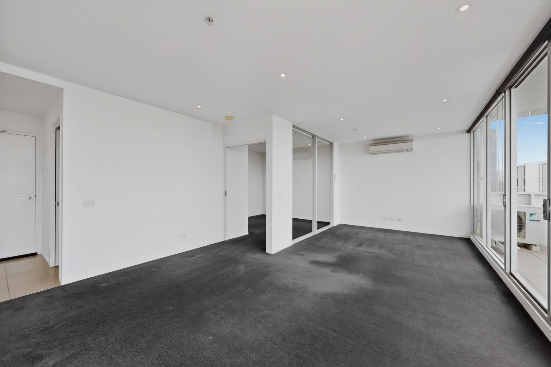 902/77 River Street, South Yarra - Thumbnail 5