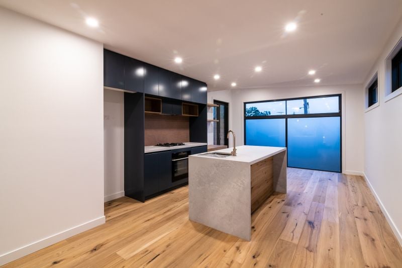 2/1 James Place, Elwood - Thumbnail 6
