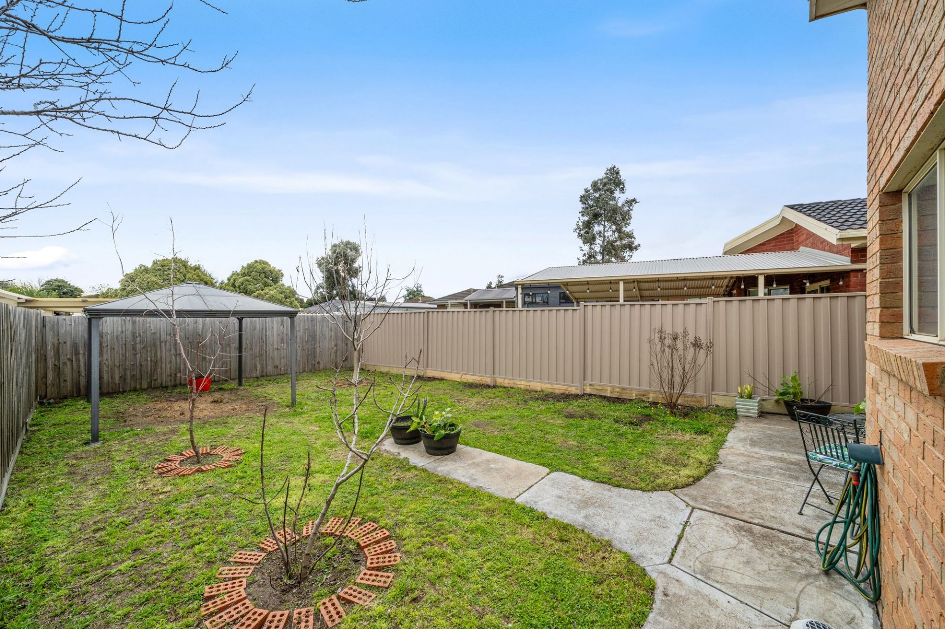 Freestanding Convenience in a Prime Mill Park Location
