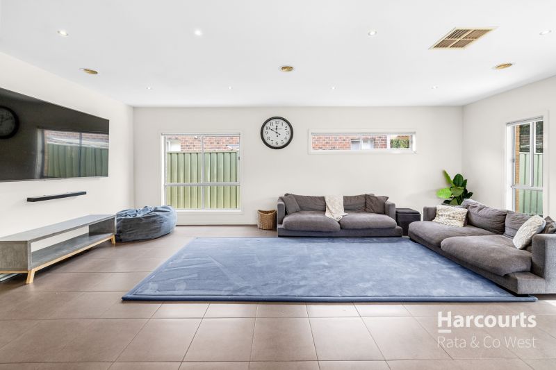 26 Goodenia Way, Caroline Springs