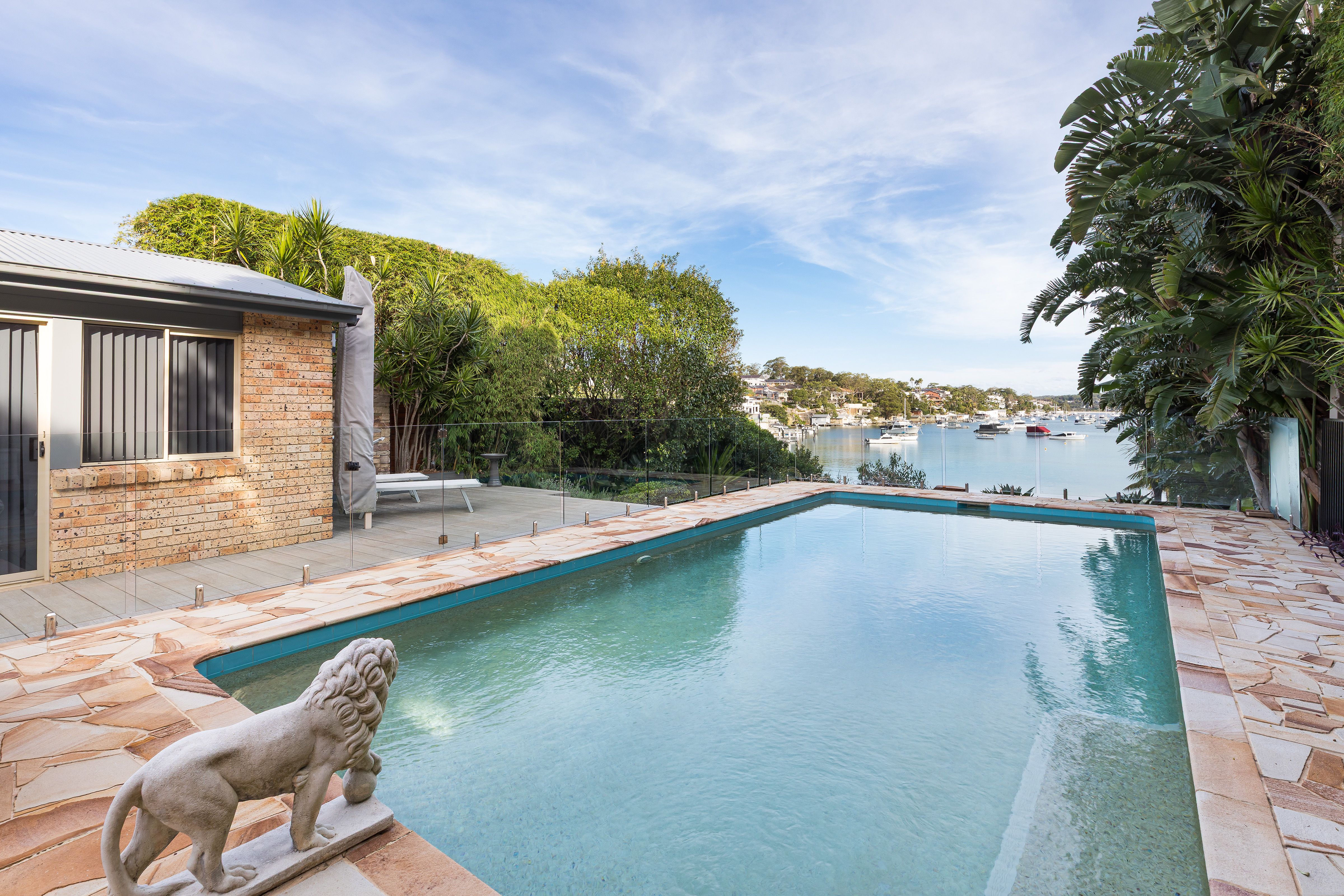 16 Willaburra Road Burraneer 2230