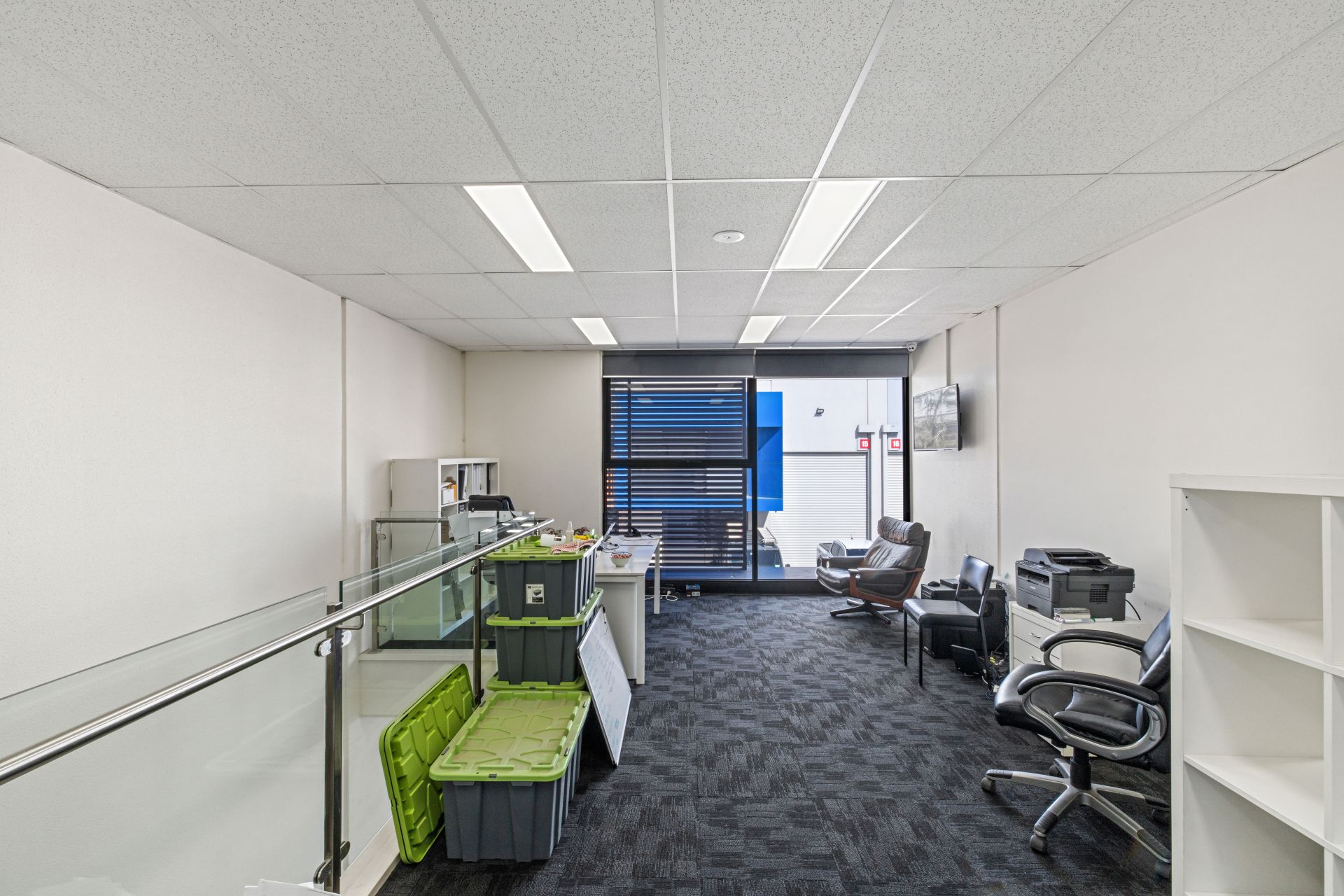 QUALITY OFFICE WAREHOUSE