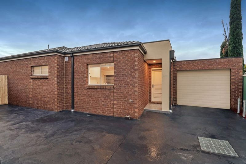 2/80 Romano Avenue, Mill Park