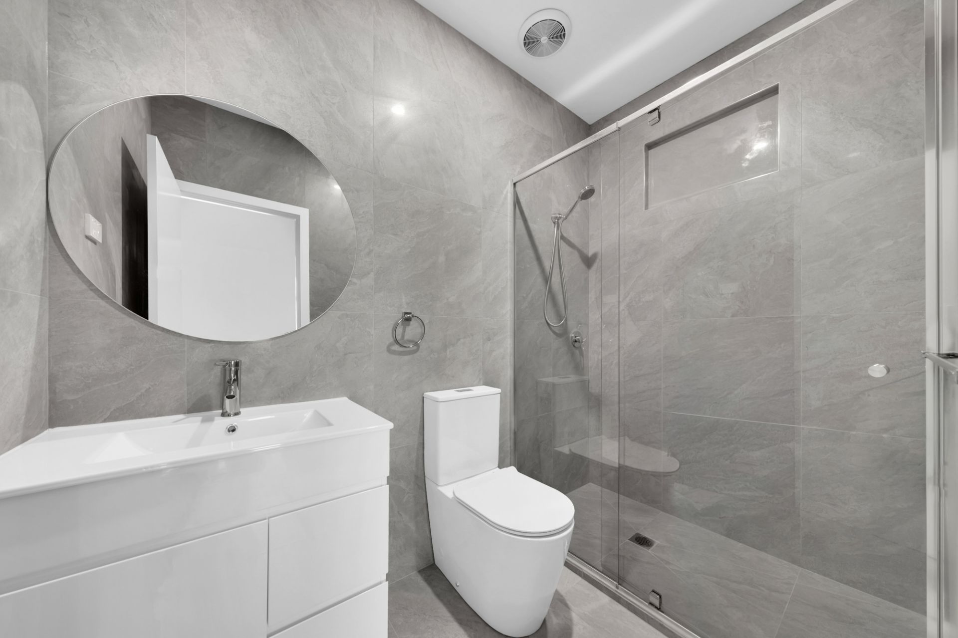 Brand New Living in the Heart of Lalor